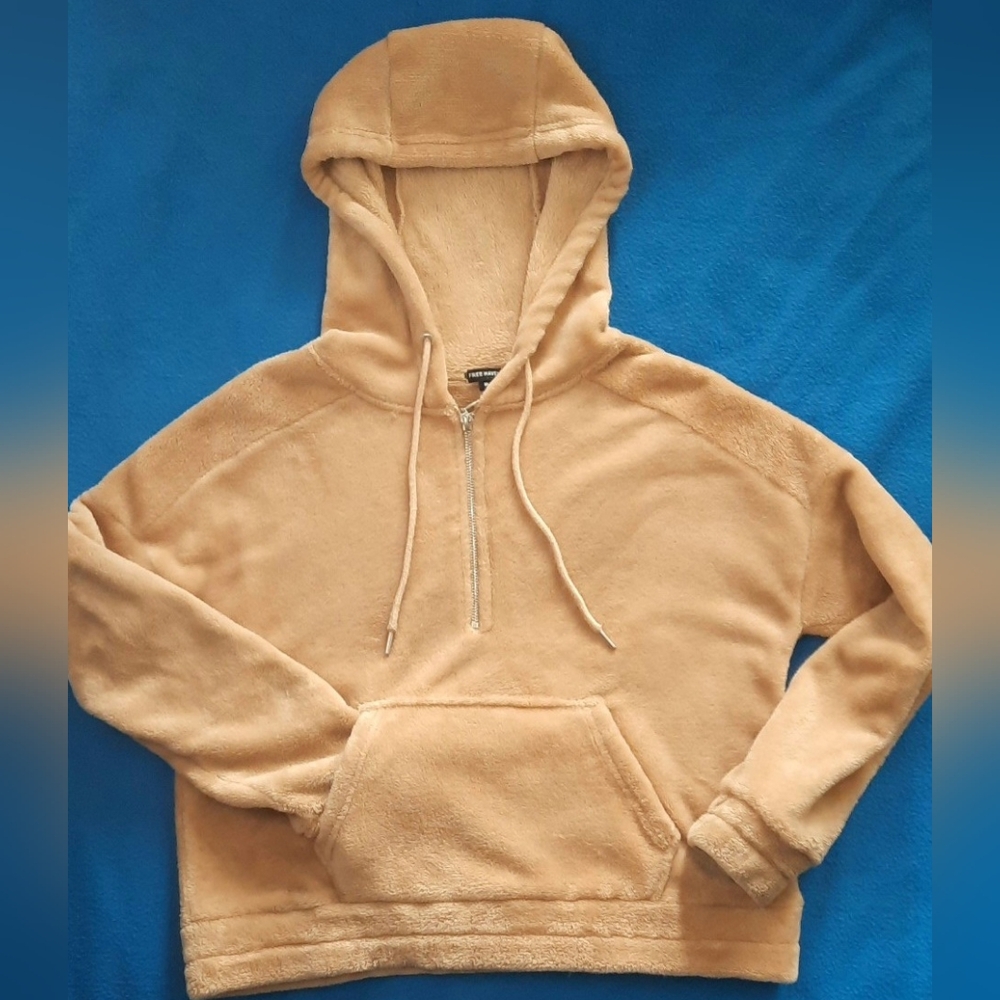 Warm fuzzy soft Hoodie Sweatshirt with front pocket & metal zipper (beig…